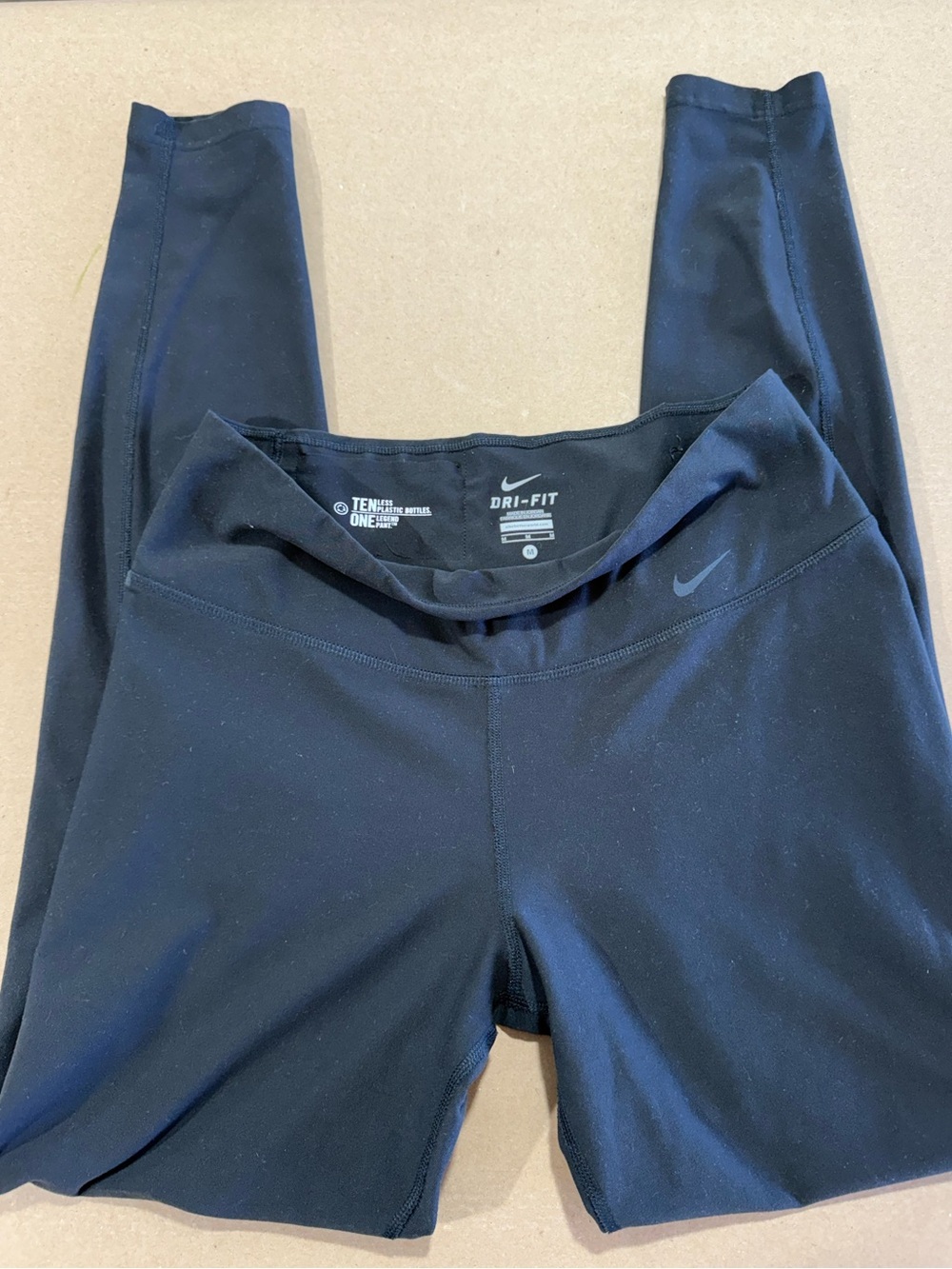 WOMENS Nike Black Dri-FIT Performance Leggings - Size Medium